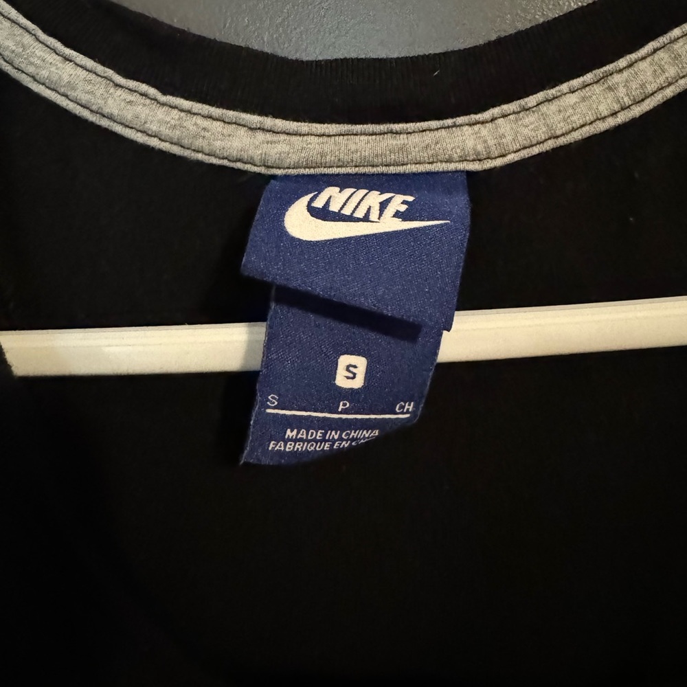 Nike tank - Picture 3 of 3